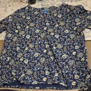 Croft & Barrow Floral Navy Blue Top